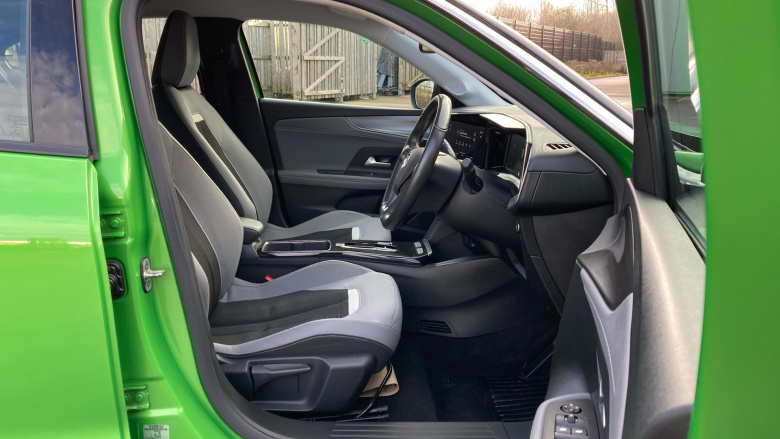 Vauxhall Mokka 100kW Elite Premium 50kWh 5dr Auto Electric Hatchback